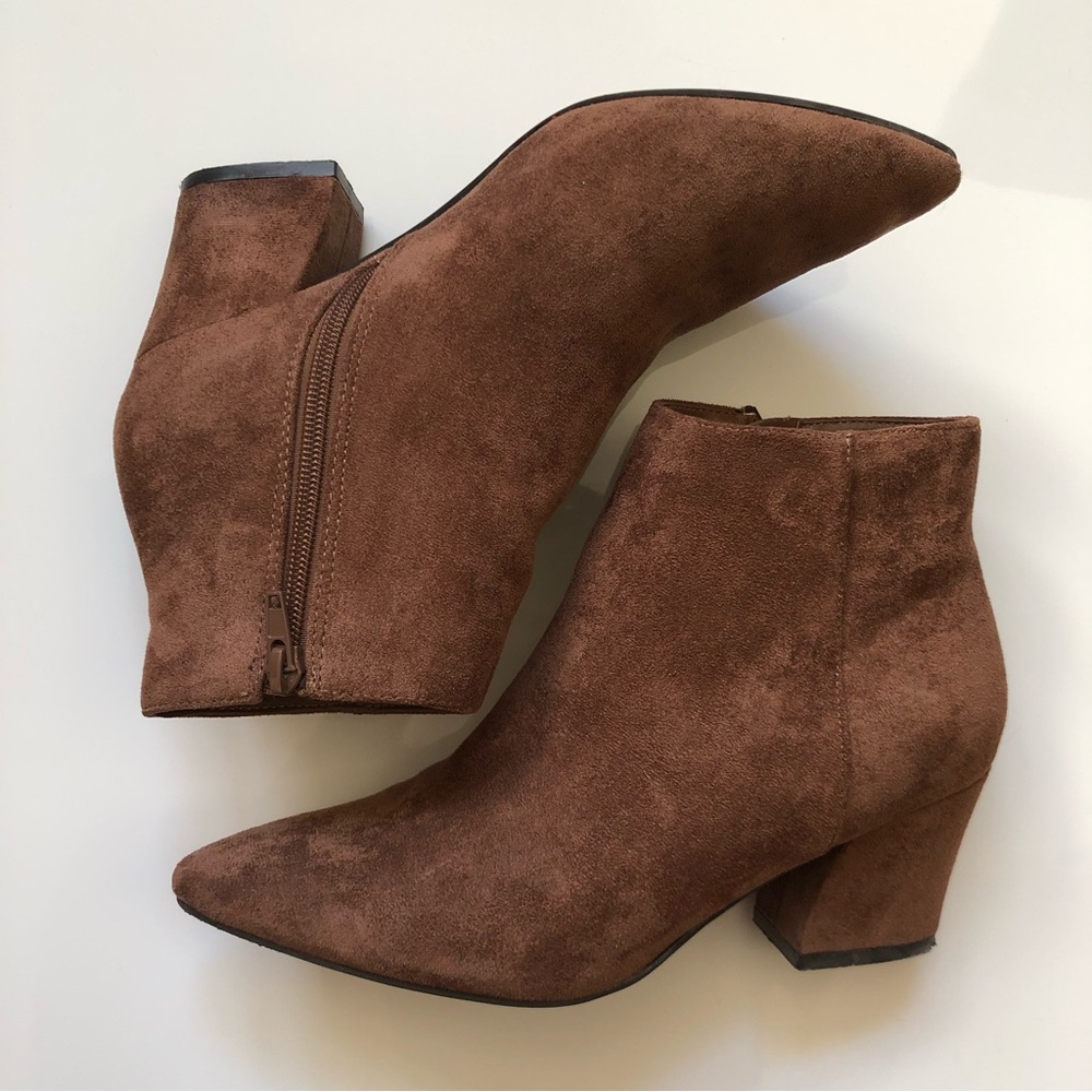 Forever 21 Brown Suede Booties Sz 7